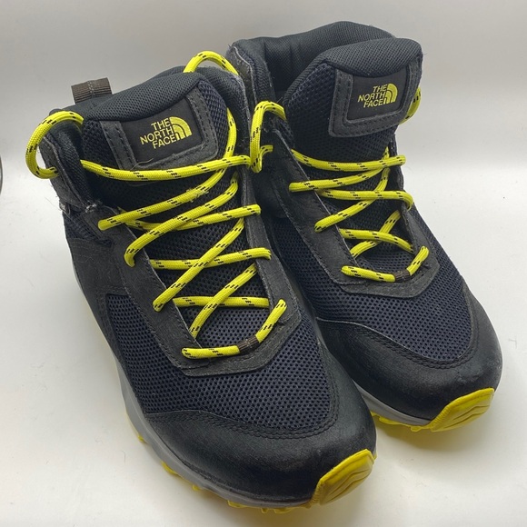 The North Face Kids Black and Yellow Boots
677 - Picture 1 of 8
